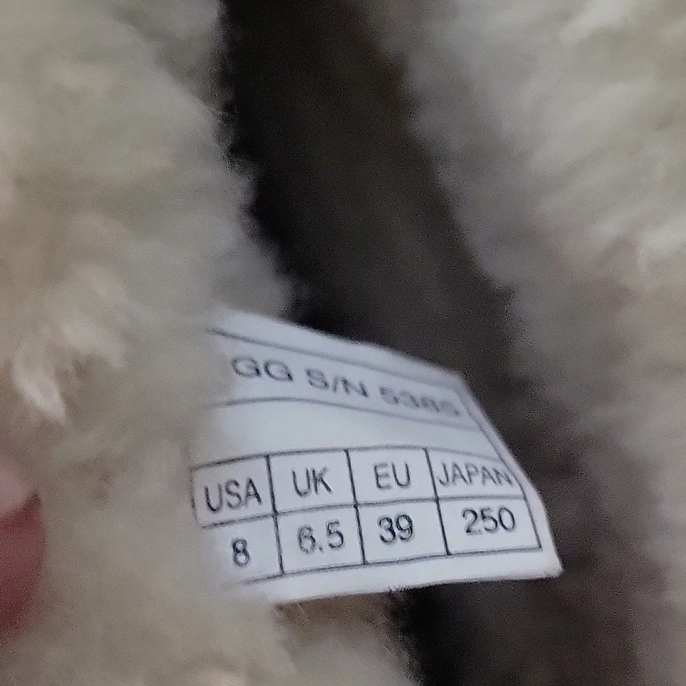 UGG Brown Shearling-Lined Boots - Picture 3 of 7